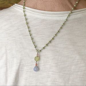 Flying Lizard Design Beaded Teardrop Necklace